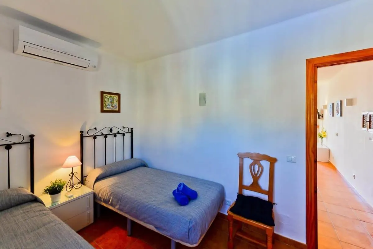 17C Las Palmas, Oasis Nerja Apartment
