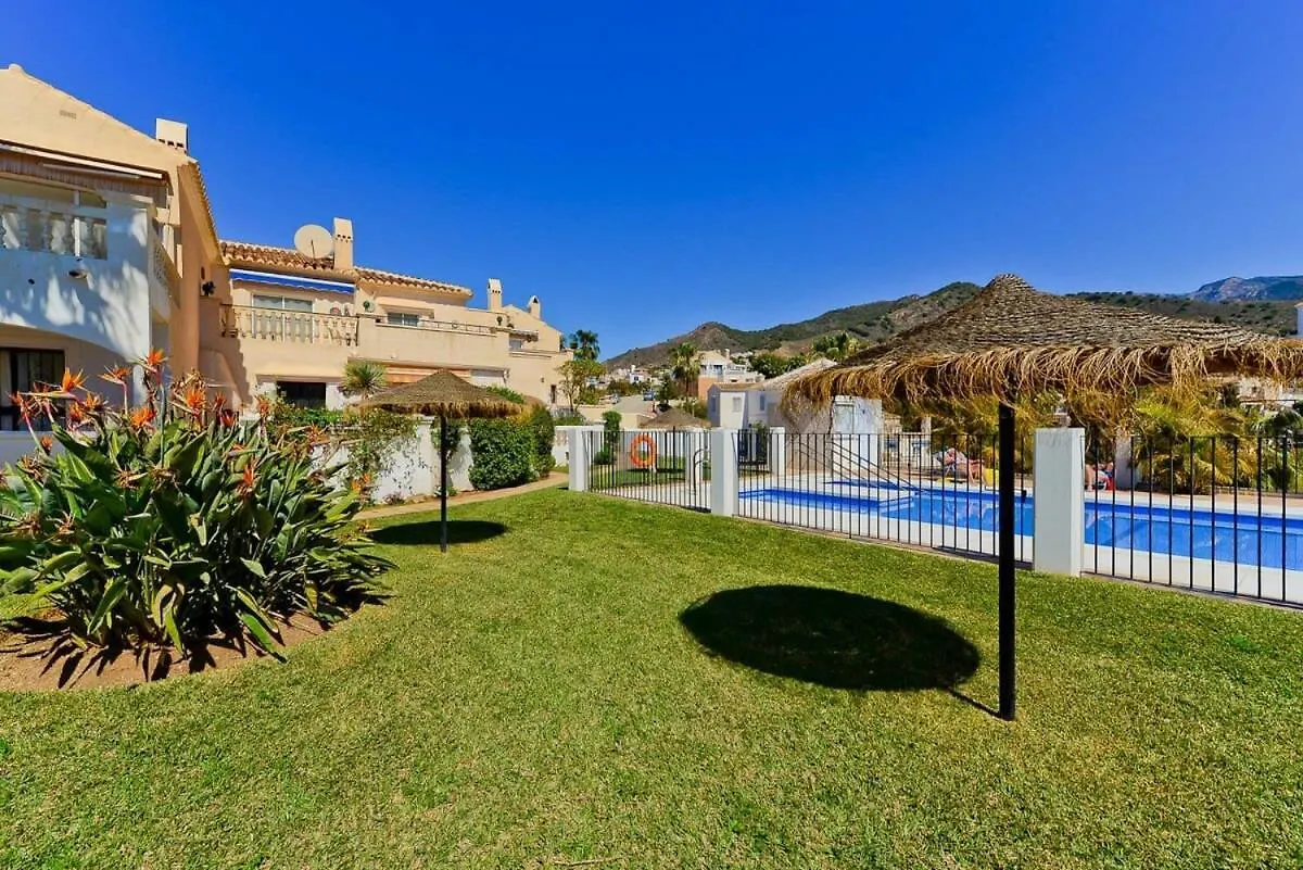 17C Las Palmas, Oasis Nerja Apartment